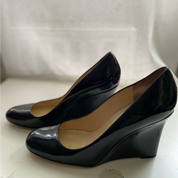 Authentic Kate Spade wedges 8.5 - Picture 2 of 8